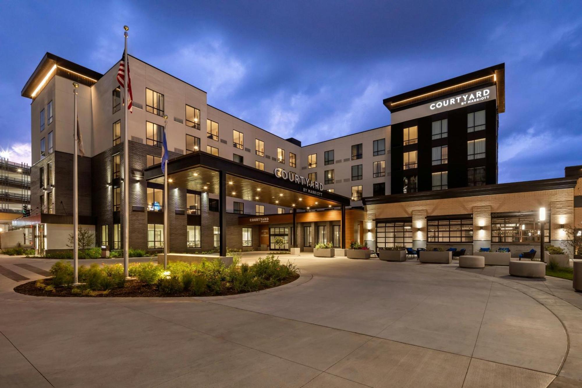 Courtyard By Marriott St Paul Downtown Hotel เซนต์พอล ภายนอก รูปภาพ